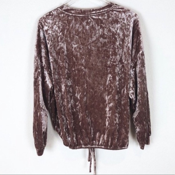 Adriana Papell Pink Crushed Velvet Blouse Size Medium EUC - Picture 3 of 6